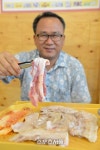 [고기박사 최계경의 육도락기행]황금불판의 비밀, 청주 서문축산물생삼겹살