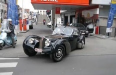 [영상] 전 세계 단 2대 뿐인 자동차...주유소 들렸다가 딱 걸렸네