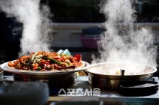 야들한돼지 | 겨울날의 부산여행, 그 따스한 온기를 맛보다