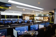 해피로PC방, 금연법 대처 방안으로 ‘복합문화공간’ 탈바꿈