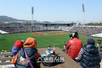 [포토스토리]개장한 문수야구장, 사진으로 쫙 둘러보기