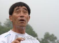 또다른 박지성을 찾아, 스승 김희태 감독이 FC의정부에 담은 꿈