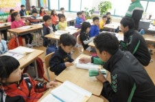 초등학교 입학생 공략. 지역 밀착 마케팅 나선 전북