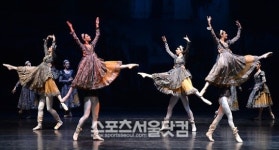 [SS포토] 백조의 호수 화려한 점프