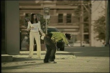 보디가드 CF, 이번엔 패러디...반전 위트로 업그레이드