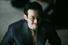 박용우, 원스...서 경성최고 바람둥이로 변신
