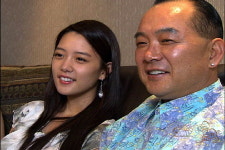 손에 손잡고 코리아나 멤버 딸, 연기자로 데뷔