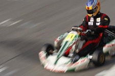 체감속도 250km 질주…카트레이싱 황제는 누가