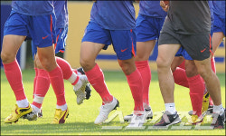 [테마기획] 축구 태극마크, 거품이 빠지고 있다