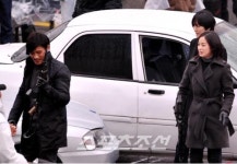 [포토] 아이리스 배우들, 추운 날씨에도 웃으며 촬영