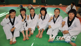 [포토] 태권도국가대표, 미녀선수들의 금메달 화이팅