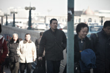 하정우, 연변 사람들과 도통 분간이 안가네