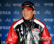 [포토] 박종훈 감독, '드디어 개막전! 기대되는데요!'