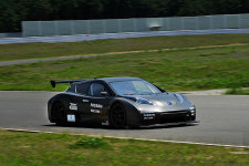 닛산 전기 레이싱카 리프, 르망24시 서킷을 누빈다