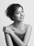 주얼리 모델 이민정, 쇄골라인이 훤히 드러내고...