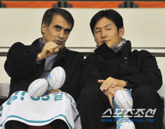 FC서울 전설 귀네슈 감독, 상암벌 찾는다