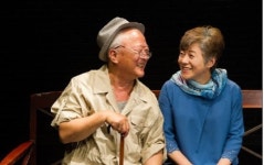 인생의 황혼에서 첫사랑을 만난다면? 극단 산울림의 연극 동행
