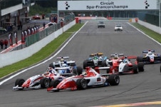 F1전단계 F2 클래스 `역사 속으로...,`