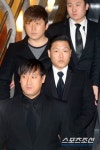 [포토] 급거 귀국 싸이, 고 임윤택 빈소 조문
