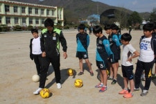 충주 험멜, 노은중 축구클리닉 진행