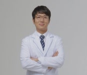 [의료인사이트] 보형물 대신 매선침...안전한 한방 가슴성형 인기