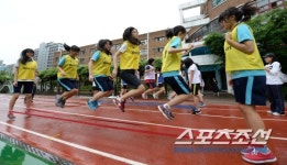 사교육1번지 목동의 대반전,월촌중 고무줄 뛰는 소녀들
