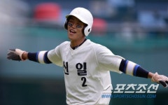 [포토] 신일고 김기담 쭉쭉 앞서가자!
