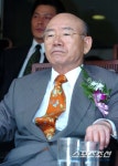 전두환 훈장반납, 검찰 수사 나흘 전 9개 반납…노태우는 거부