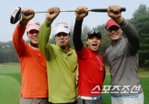 [포토] 신영철-문용관 홀인원을 위하여!