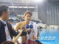 역시 박태환 효과! 박태환수영장 뜨거운 만원사례