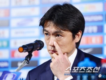 [포토] 고심한 홍명보, 박주영 발탁!