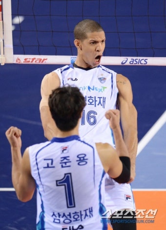 [포토] 포효하는 레오 '오늘 우승할거야!'