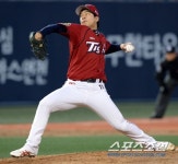 [포토] 임준섭, 몸쪽 직구를 꽂아주마!