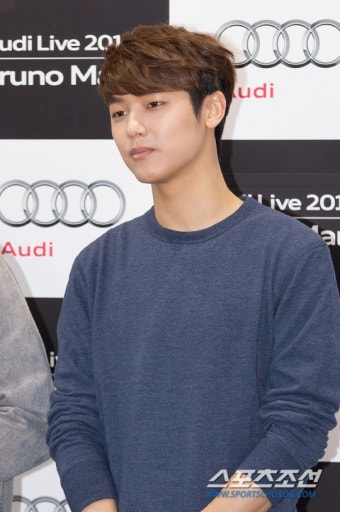 [포토] 씨엔블루 강민혁, '솜털이 보이는 베이비 훼이스'
