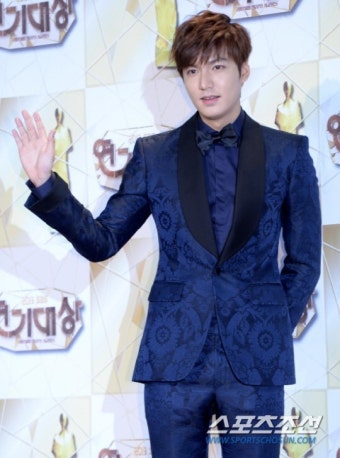 이민호, 세상 떠난 팬 애도 