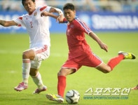 [포토] 정인관, 강력한 슈팅!