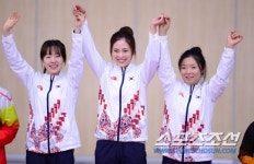 [AG포토] 여자 사격 50M 소총 복사 단체전 금메달 또 금이야~