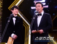 [포토] 임시완, 오과장님을 향해 반한 눈빛