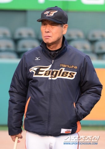 한화 김성근 감독 