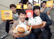 모스버거, 청춘을 응원하러 모스버거가 찾아갑니다! 이벤트 방문 진행