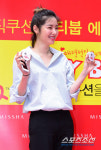 [포토] 김새롬 새롬이가 명동에~