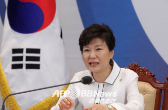 朴 대통령, 국회법 개정안 ‘거부권 행사’…국무회의 재의요구안 의결