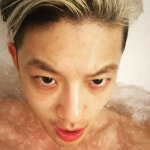 세븐, `일레븐나인` 자축 욕조셀카…강렬 눈빛 쏘며 좋은 소식 기대 
