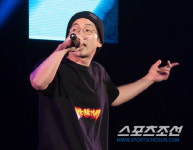 [포토] 매드클라운, 거침없이 배설하는 19금 단어들~