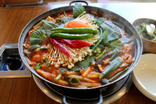 [천안 맛집] 혼을 담은 맛…민물매운탕-어죽 전문점 호수매운탕