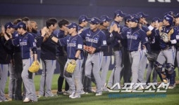 [포토] NC, 압도적인 힘으로 두산 제압!
