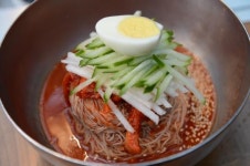 생고기 돼지갈비의 식감이 살아 있는 맛집 청수장