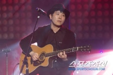[포토] 캐스커 이준오, 청아한 기타소리~