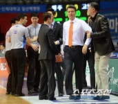 [포토] 판정에 어필하는 김영만 감독