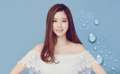 가수 김태우 아내 김애리 씨, 화장품 모델 발탁...일반인 아니었어?